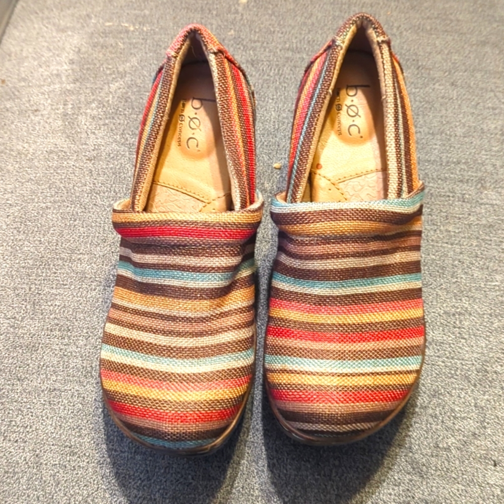 B.O.C. clogs multicolor size 6